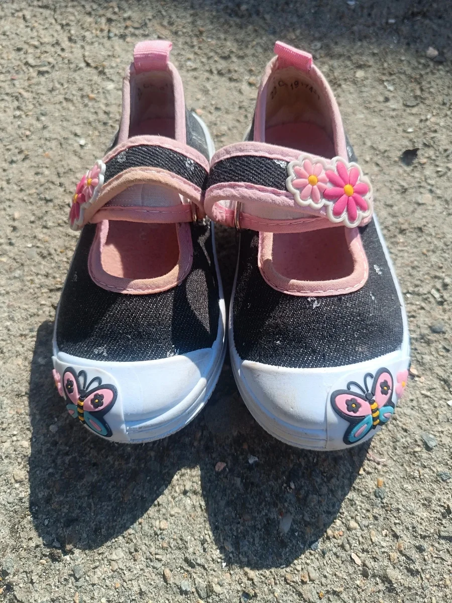 Balerini fetițe mărimea 22 cu fluturași și floricele - comozi și adorabili! (2)