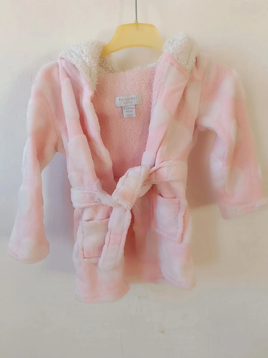 Halat de baie / casă pufoșel cu glugă și inimioare, Primark Baby 18 - 24 luni (3)