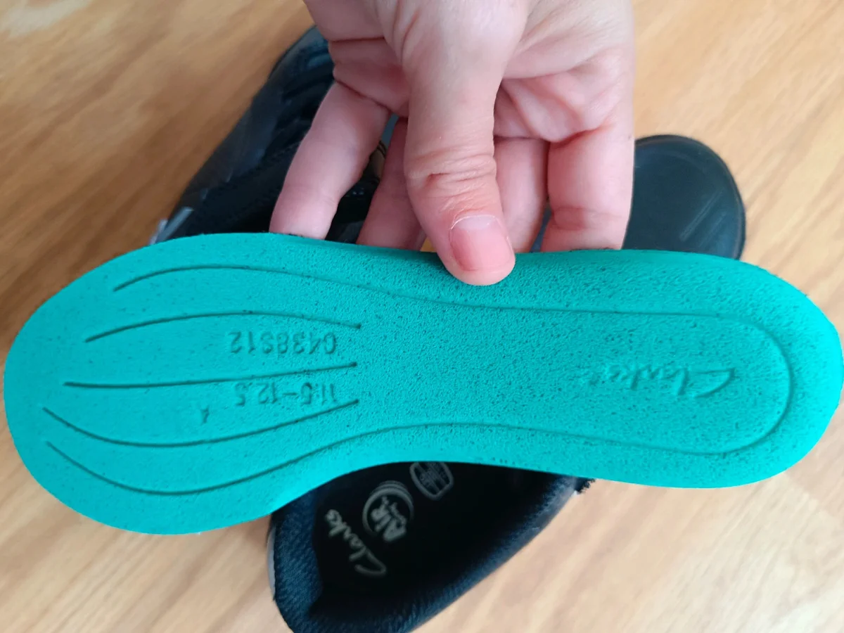 Adidasi noi fara eticheta pentru copii (Clarks) (8)