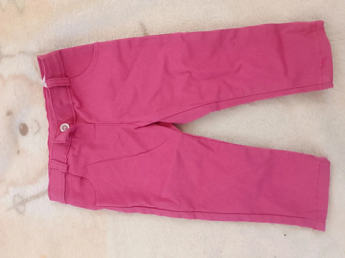 Pantaloni noi pentru fetite de 18 luni