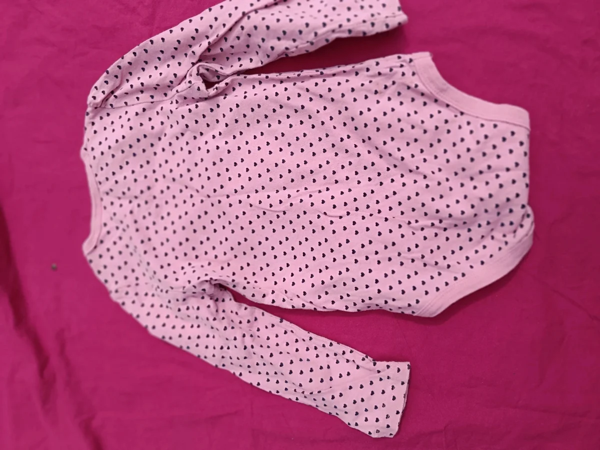 Body cu mânecă lungă Minnie Mouse, roz cu inimioare - Disney Baby. Mărimea 86 (2)