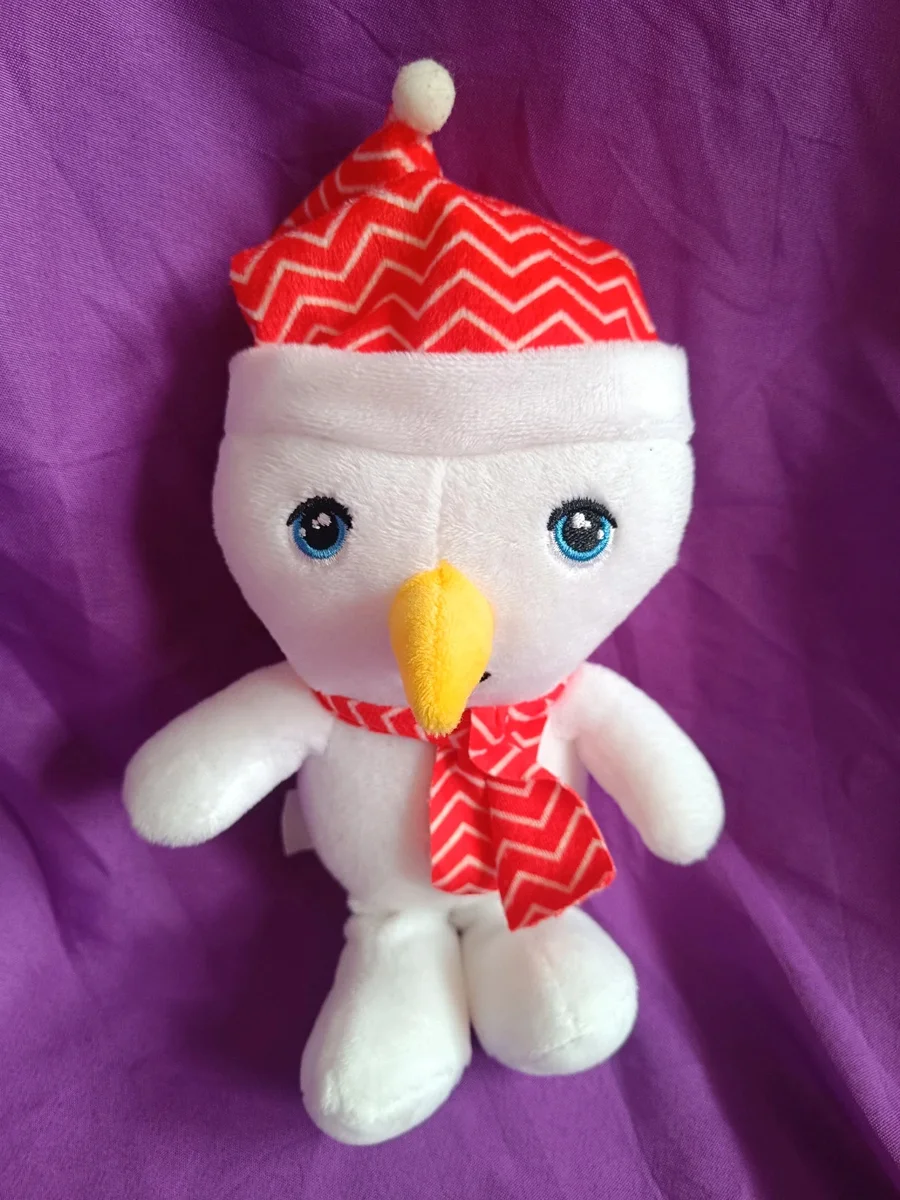Figurină moale din pluș Om de zăpadă cu fes tricotat și fular festiv (20 cm) (2)