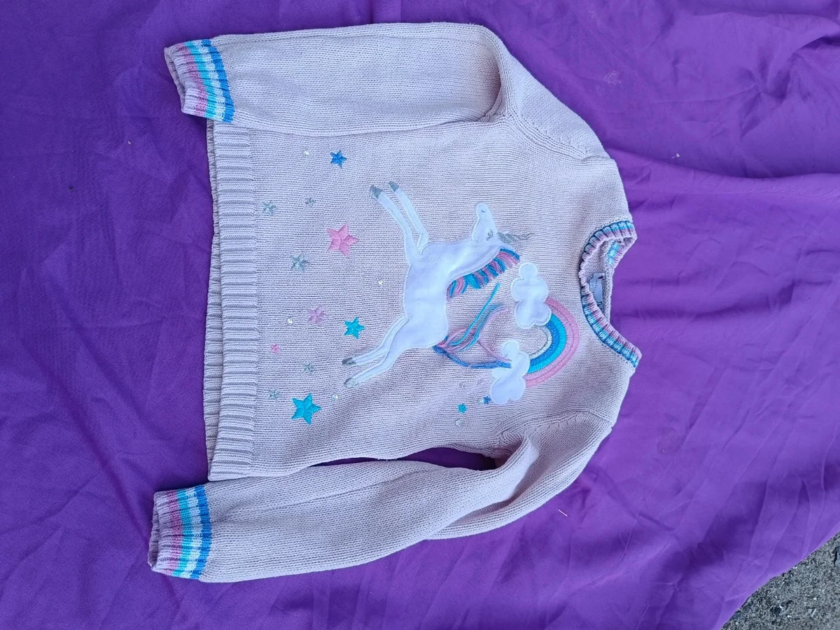 Pulover tricotat cu unicorn și curcubeu - Nula Bug. Mărimea 92